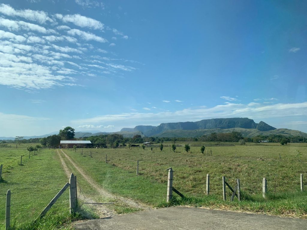 El Indio Acostado en San Juan de Arama